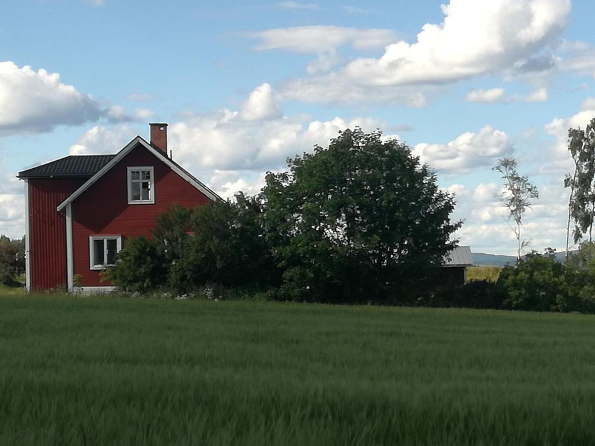 Symaskinshuset Jaervsoe ภายนอก รูปภาพ