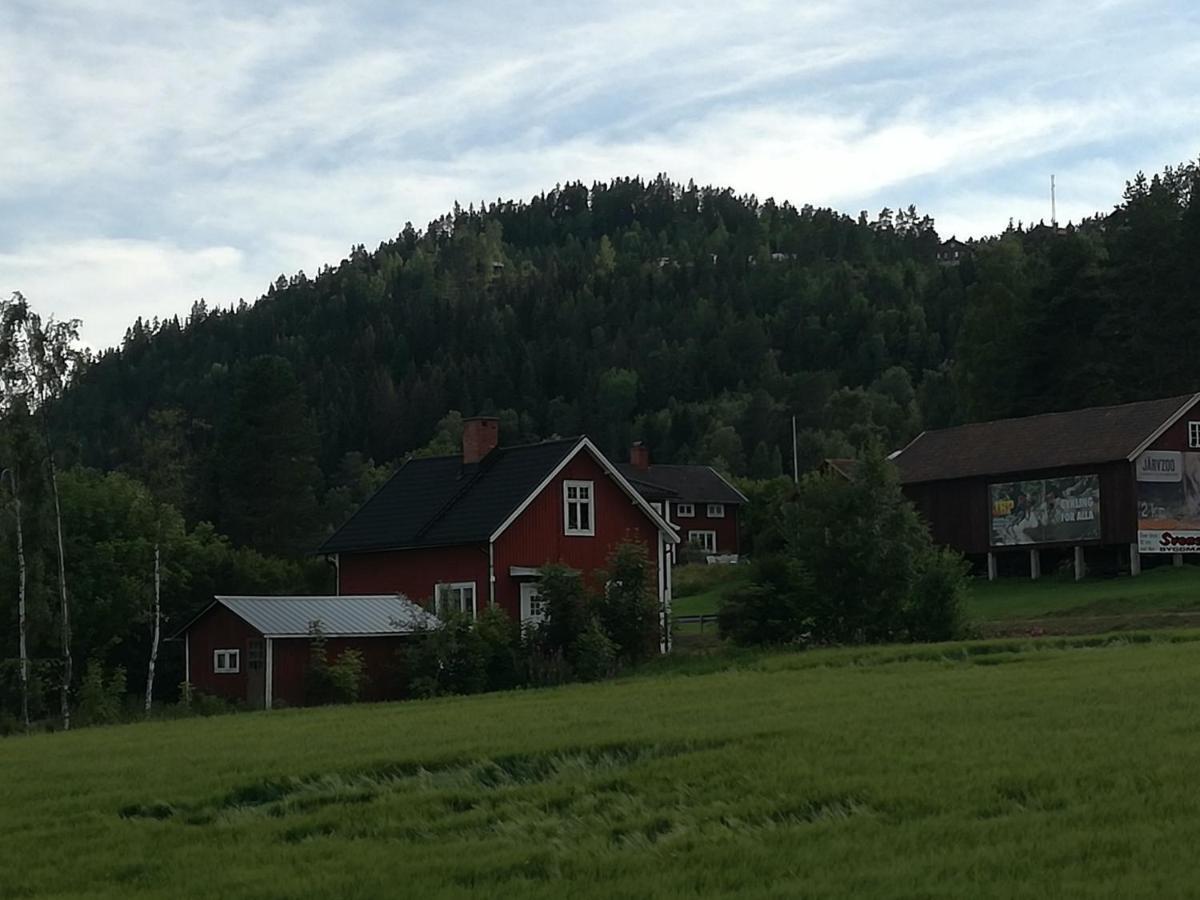 Symaskinshuset Jaervsoe ภายนอก รูปภาพ